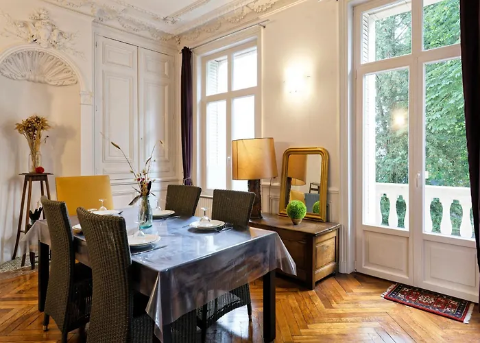 La Joli Coeur - Appt Type Ecole De Apartamento Nancy